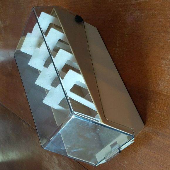 Vintage Floppy Disks and Storage Box - Picture 5 of 7